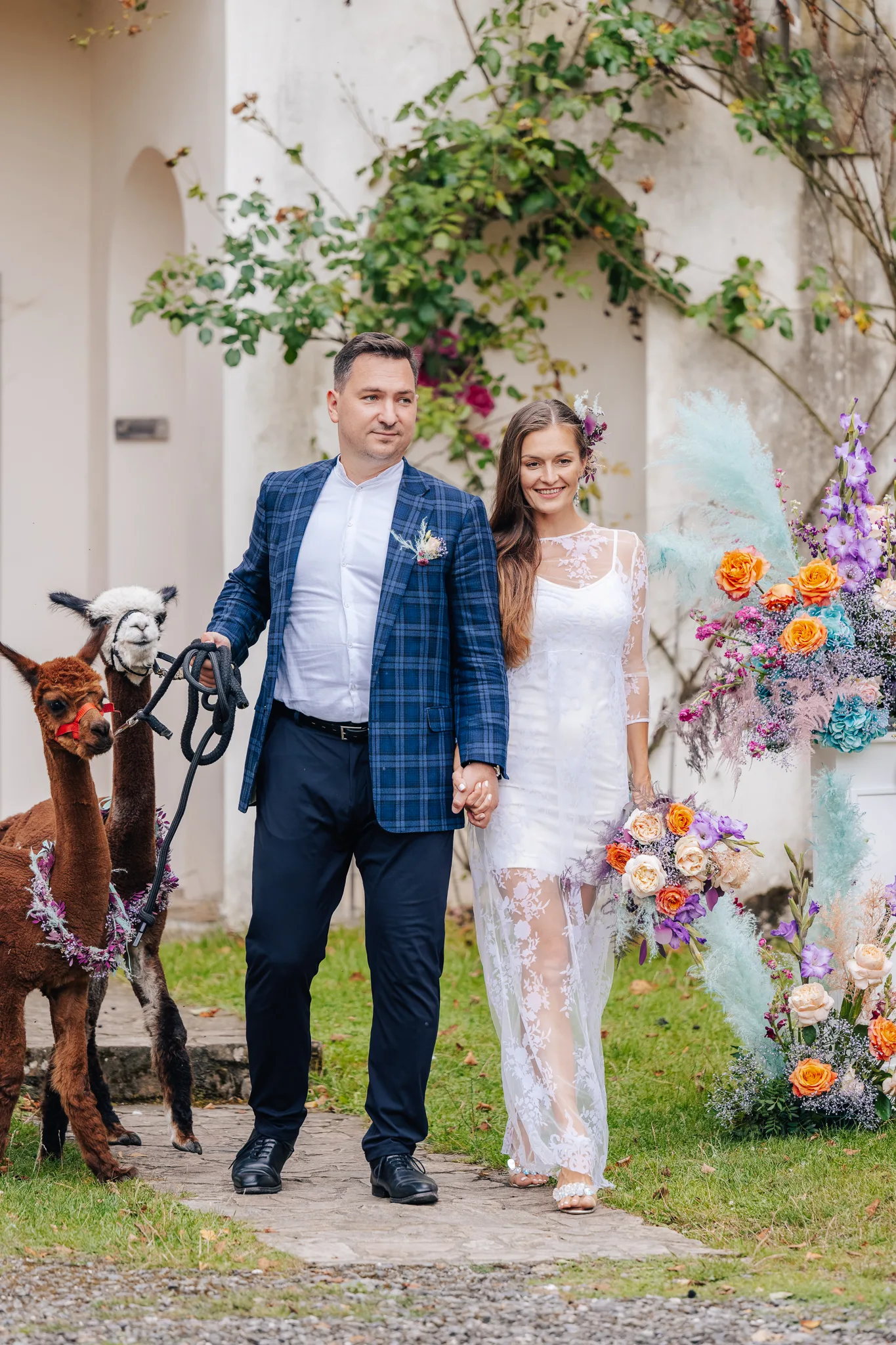 Wedding photography in the castle park