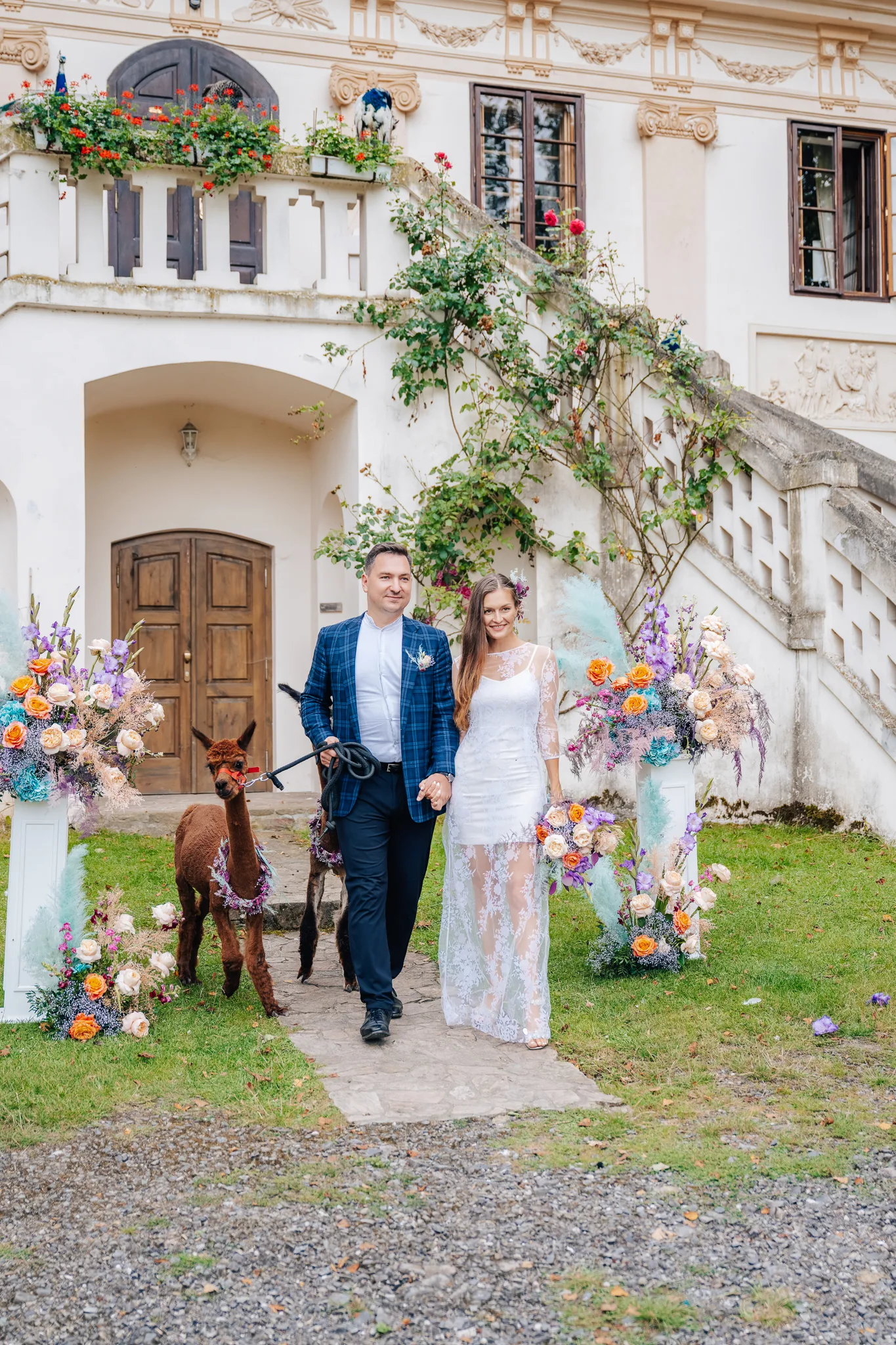 Wedding photography in the castle park